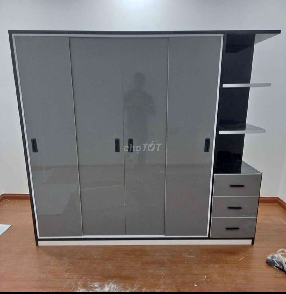 TỦ NHỰA LÙA 4 CÁNH 1 KỆ KHUNG MÀU ĐEN CÁNH XÁM. Mua bán Tủ, kệ gia đình tại Quận 4 Tp Hồ Chí Minh được đăng bởi Tủ nhựa đài loan hoàng quân hình 1
