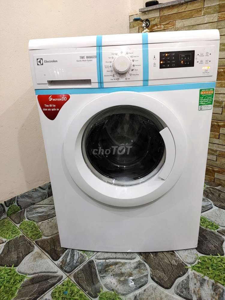 Xuất em Electrolux 8kg trắng Ngọc Trinh 2,9tr