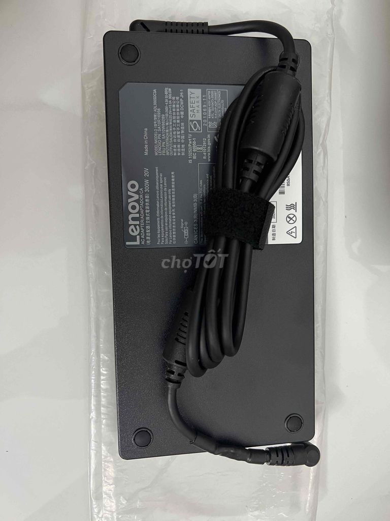 Sạc laptop Lenovo 300W Đen Sạc nhanh. Mua bán Phụ kiện (Màn hình, Chuột...) tại Quận 6 Tp Hồ Chí Minh được đăng bởi BobbyBull hình 1