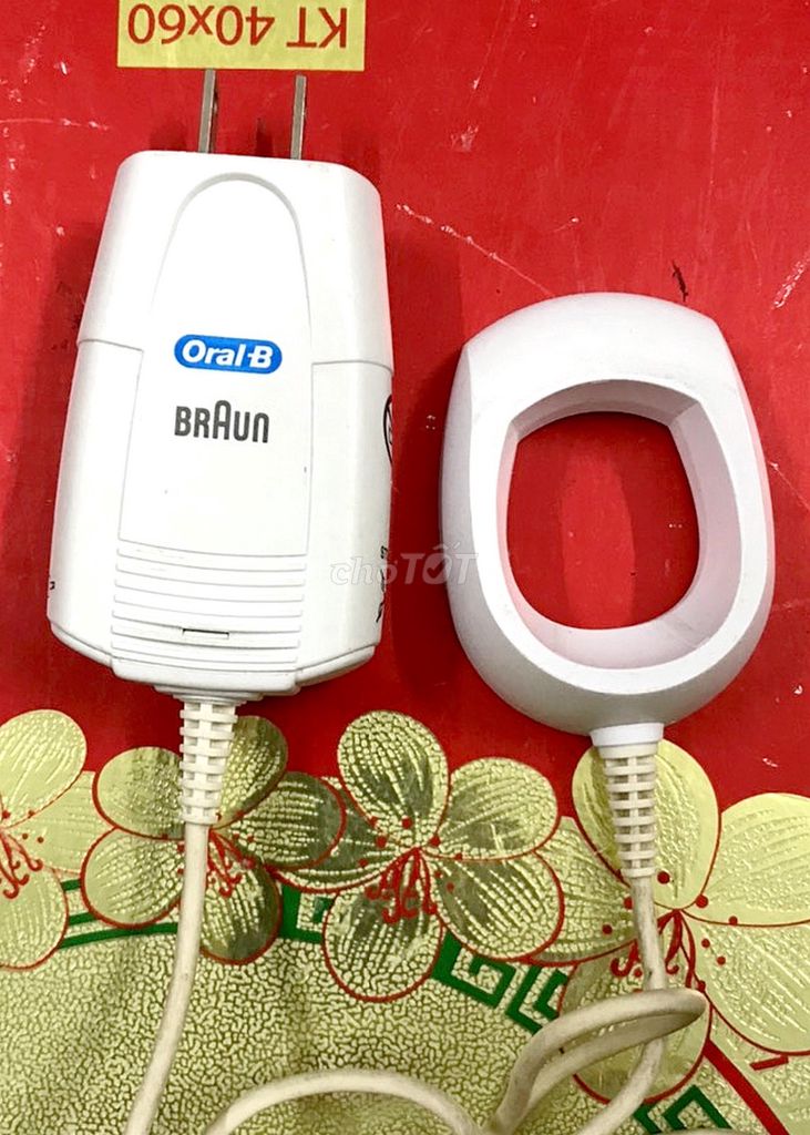Đế sạc bàn chải Braun Trắng Nhựa Trung Quốc. Mua bán Phụ kiện thời trang khác tại Quận Phú Nhuận Tp Hồ Chí Minh được đăng bởi hoale 6 hình 1
