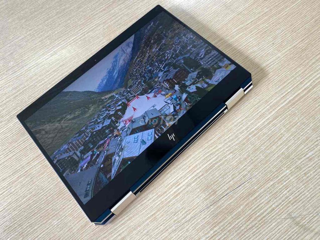 HP Spechtre 13-ap Vỏ NHôm Đẳng Cấp Doanh Nhân. Mua bán Laptop tại Quận Nam Từ Liêm Hà Nội được đăng bởi Danh Mạnh hình 2