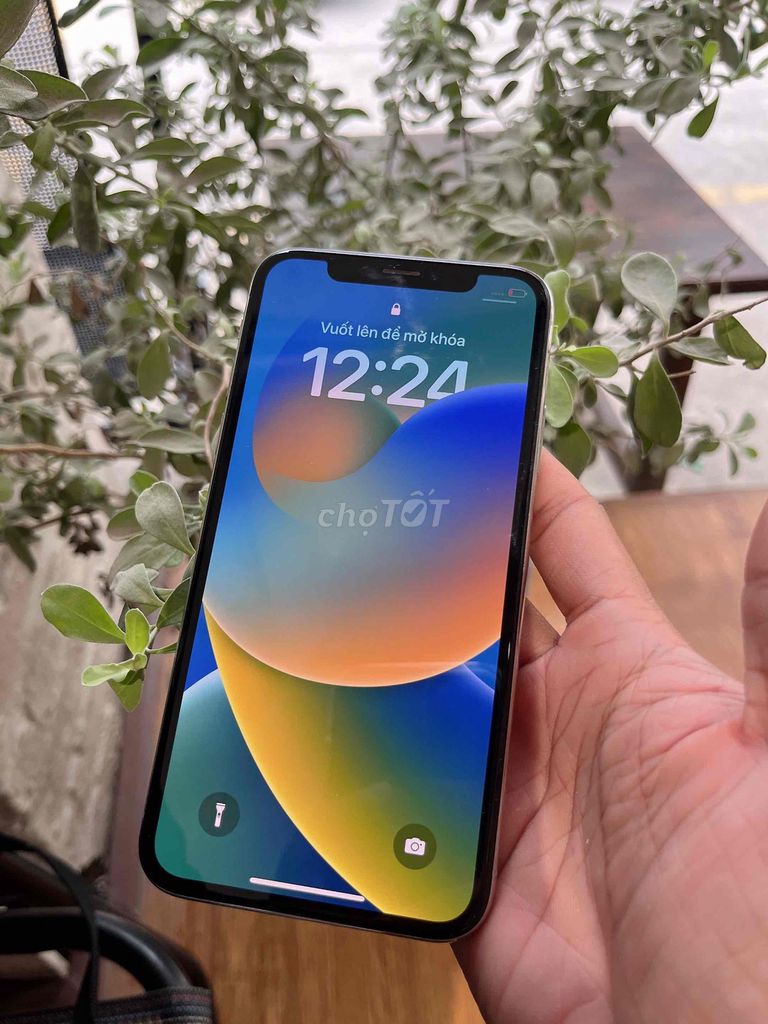 Apple iPhone X 64GB Trắng. Mua bán Điện thoại tại Quận 1 Tp Hồ Chí Minh được đăng bởi Lucas Huỳnh hình 1