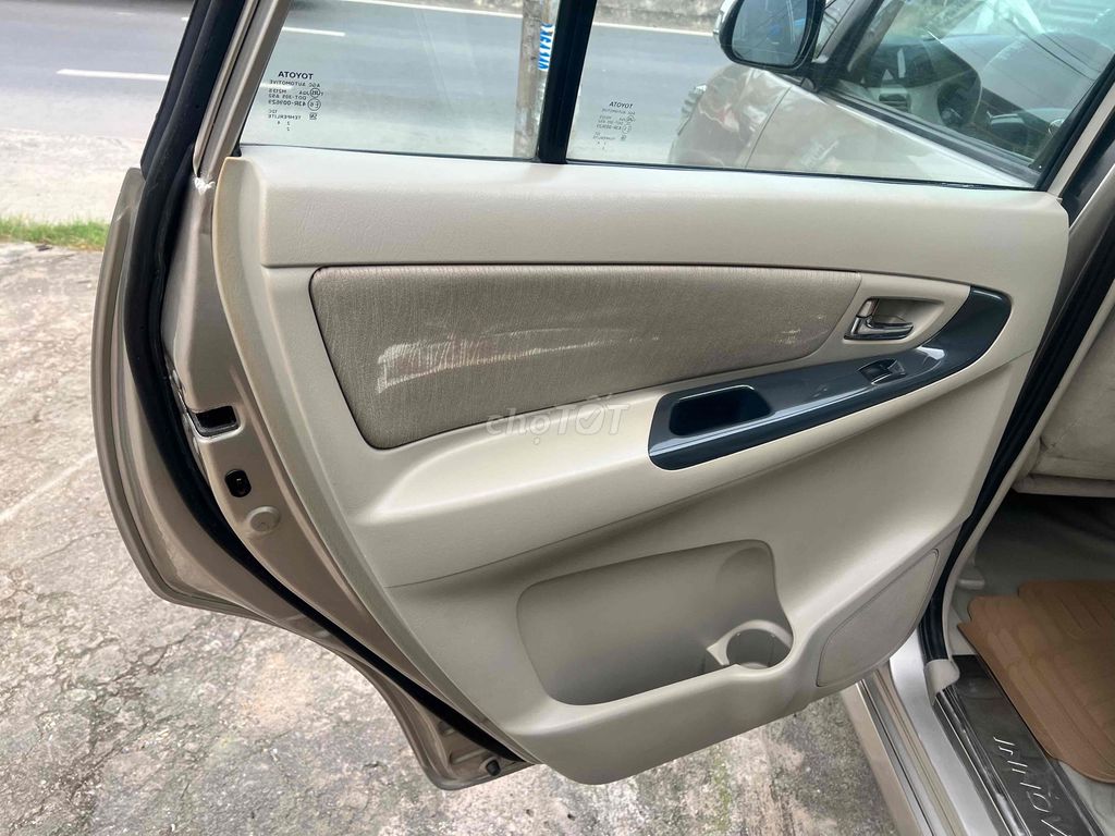 Toyota Innova 2016 2.0E Trả giá thả ga. Mua bán Ô tô tại Huyện Bình Chánh Tp Hồ Chí Minh được đăng bởi Đào Gia Bảo hình 7