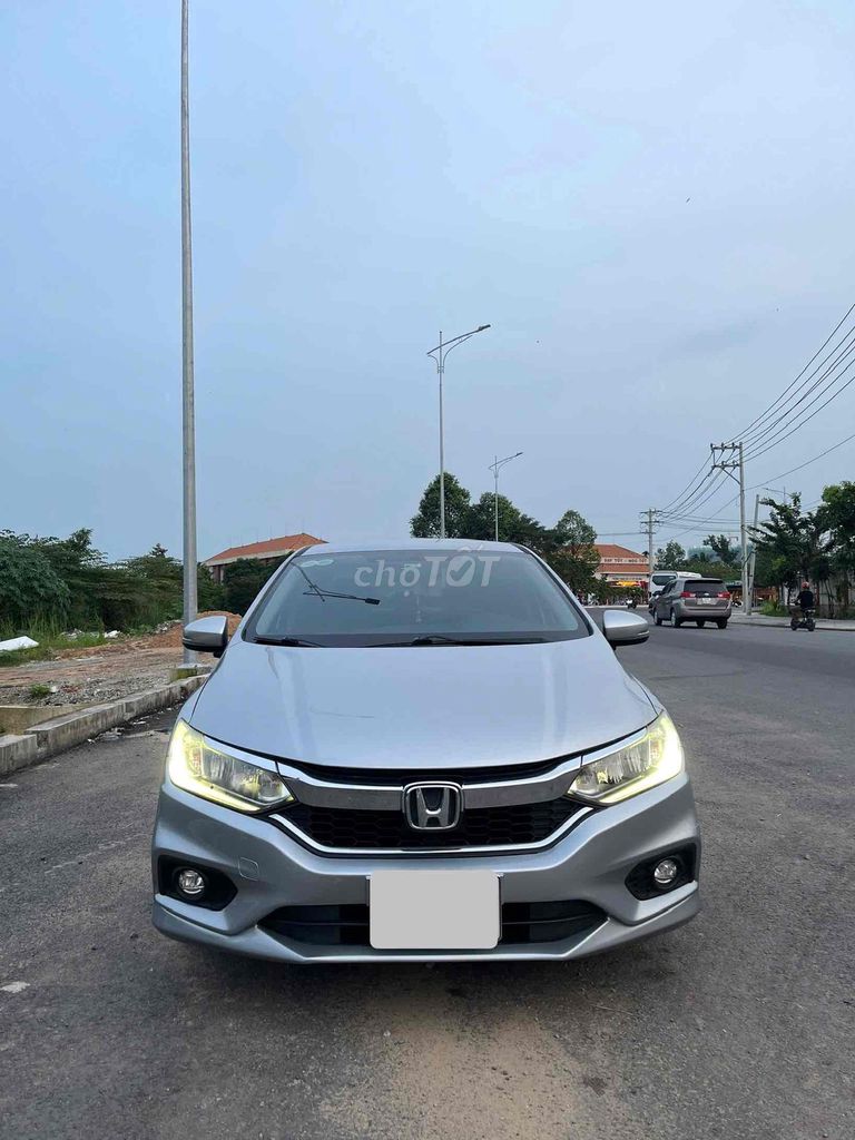 Honda City 2018 Top 74.000km Bạc. Mua bán Ô tô tại Thành phố Dĩ An Bình Dương được đăng bởi duyên hình 1