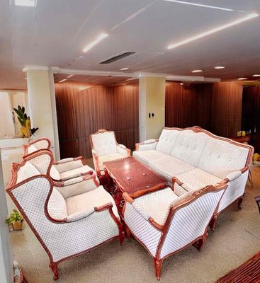 Bộ sofa gỗ đương đại Châu Âu. Mua bán Bàn ghế tại Quận Hà Đông Hà Nội được đăng bởi Sơn Đồ Xưa
