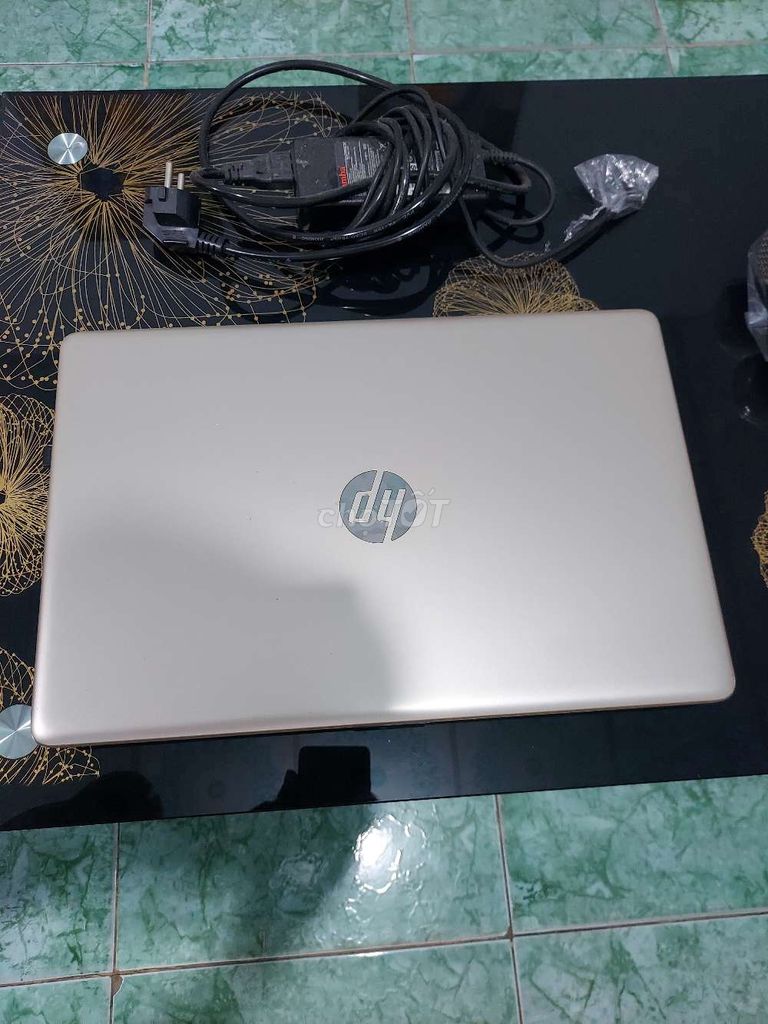 laptop HP còn mới. Mua bán Laptop tại Huyện Củ Chi Tp Hồ Chí Minh được đăng bởi anh long hình 1
