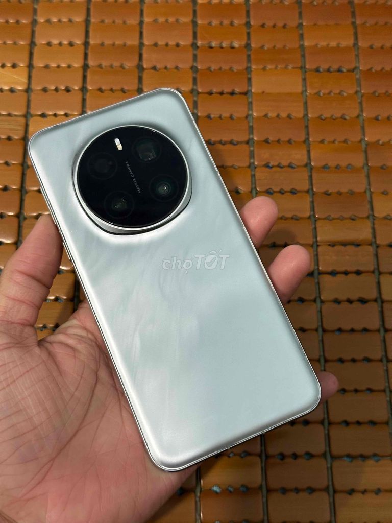 Honor Magic 7 Pro 16GB/512GB Bạc full bán ạ. Mua bán Điện thoại tại Thành phố Thủ Dầu Một Bình Dương được đăng bởi Hoàng hải hình 1