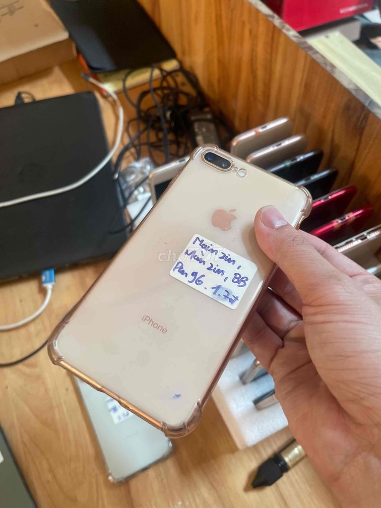 iPhone 8 Plus Vàng Đã sử dụng. Mua bán Điện thoại tại Quận Cẩm Lệ Đà Nẵng được đăng bởi Sim Số Đại Tài hình 1