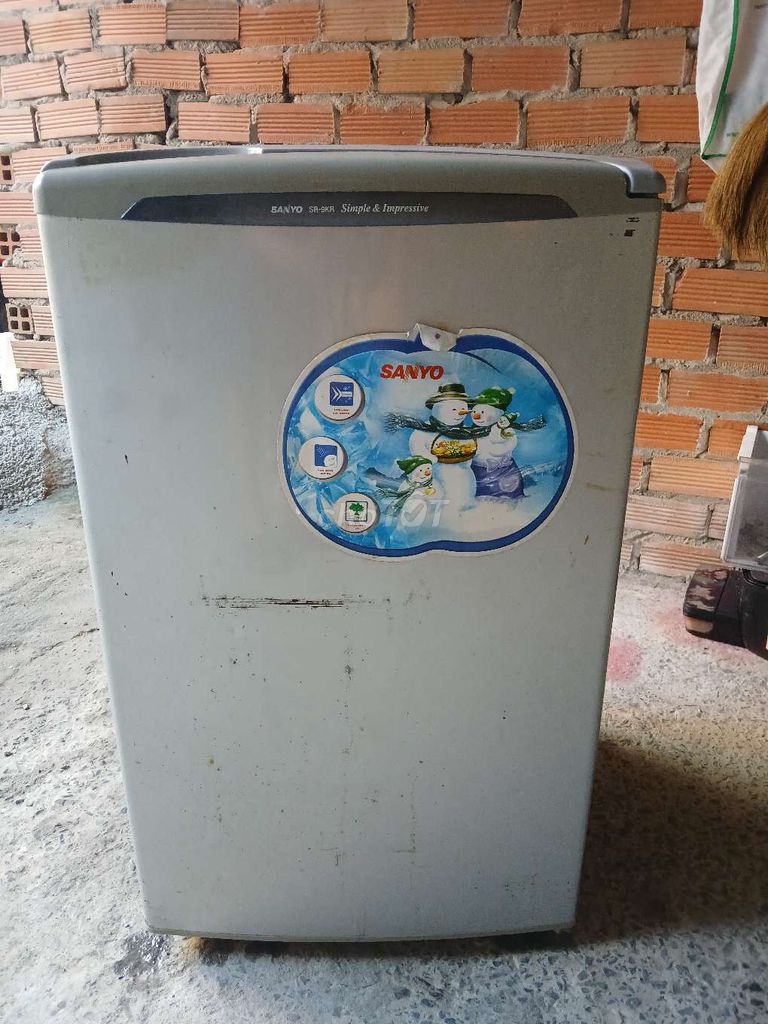 Tủ lạnh Sanyo 90 lít Xám đã sử dụng. Mua bán Tủ lạnh tại Quận Gò Vấp Tp Hồ Chí Minh được đăng bởi Anh manh hình 1
