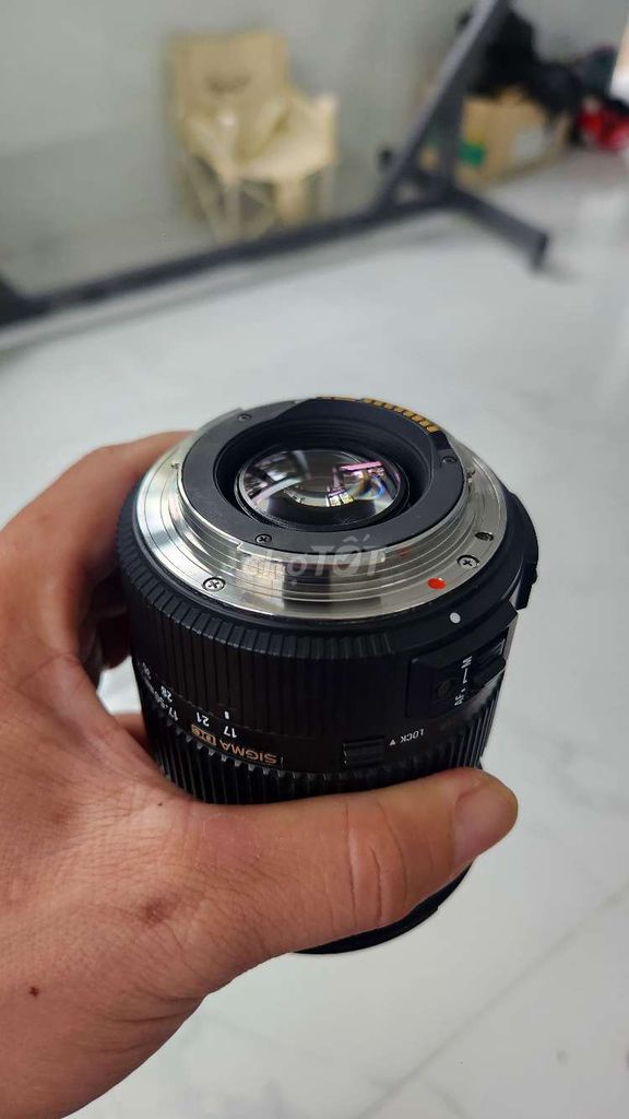 Bỏ cọc nên đăng lại Sigmar 17-50mm f2.8