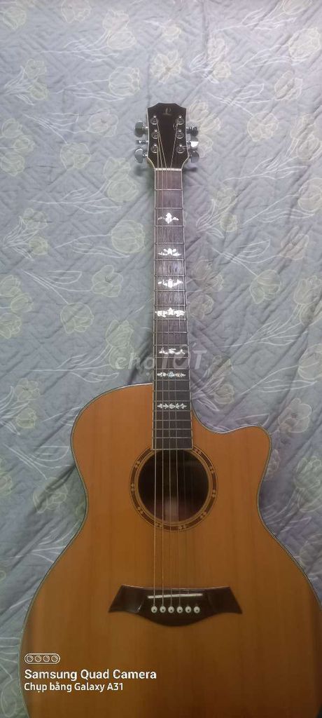 Guitar Long Gỗ Mahogany Bằng Lăng Nâu Mới 95%. Mua bán Nhạc cụ tại Quận Gò Vấp Tp Hồ Chí Minh được đăng bởi quang hình 1