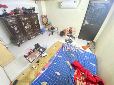 Phòng trọ 12 m² · 268 Ngọc Thuỵ