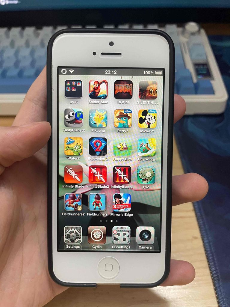 Apple iPhone 5 32GB Trắng cũ. Mua bán Điện thoại tại Quận Đống Đa Hà Nội được đăng bởi Bao hình 1