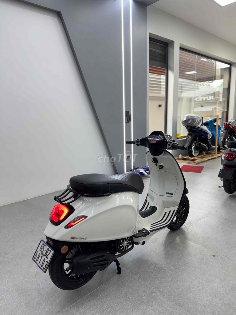 Vespa Sprint 125Abs 2019 xe đẹp nhiều đồ chơi sẵn. Mua bán Xe máy tại Quận Cái Răng Cần Thơ được đăng bởi Cửa Hàng Xe Máy Quang Sang hình 4