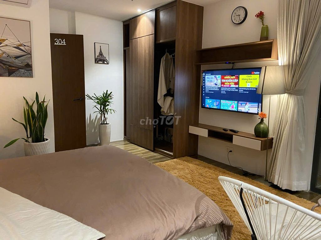 Căn hộ studio full nội thất cao cấp - Ban công lớn - Cho nuôi pet