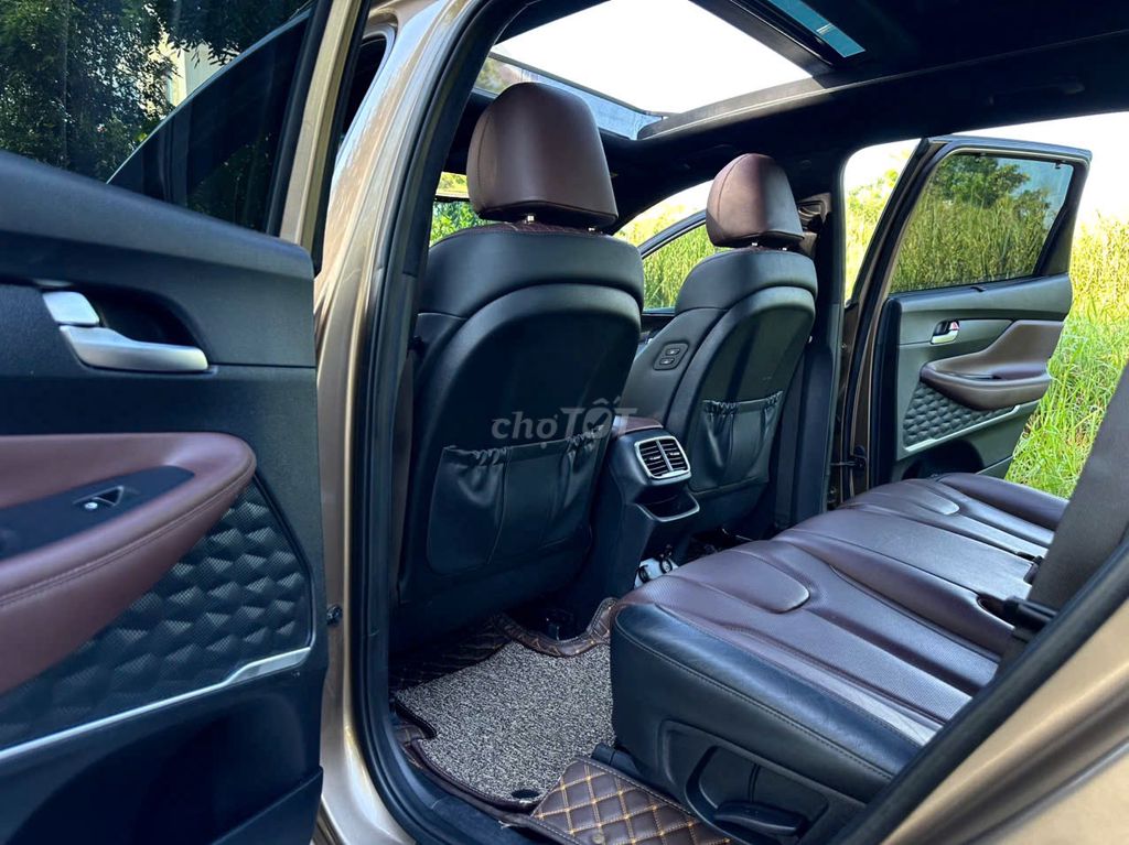 CHÍNH CHỦ BÁN Hyundai Santa Fe 2019 CÒN RẤT MỚI. Mua bán Ô tô tại Quận 6 Tp Hồ Chí Minh được đăng bởi Mr Phụng hình 9