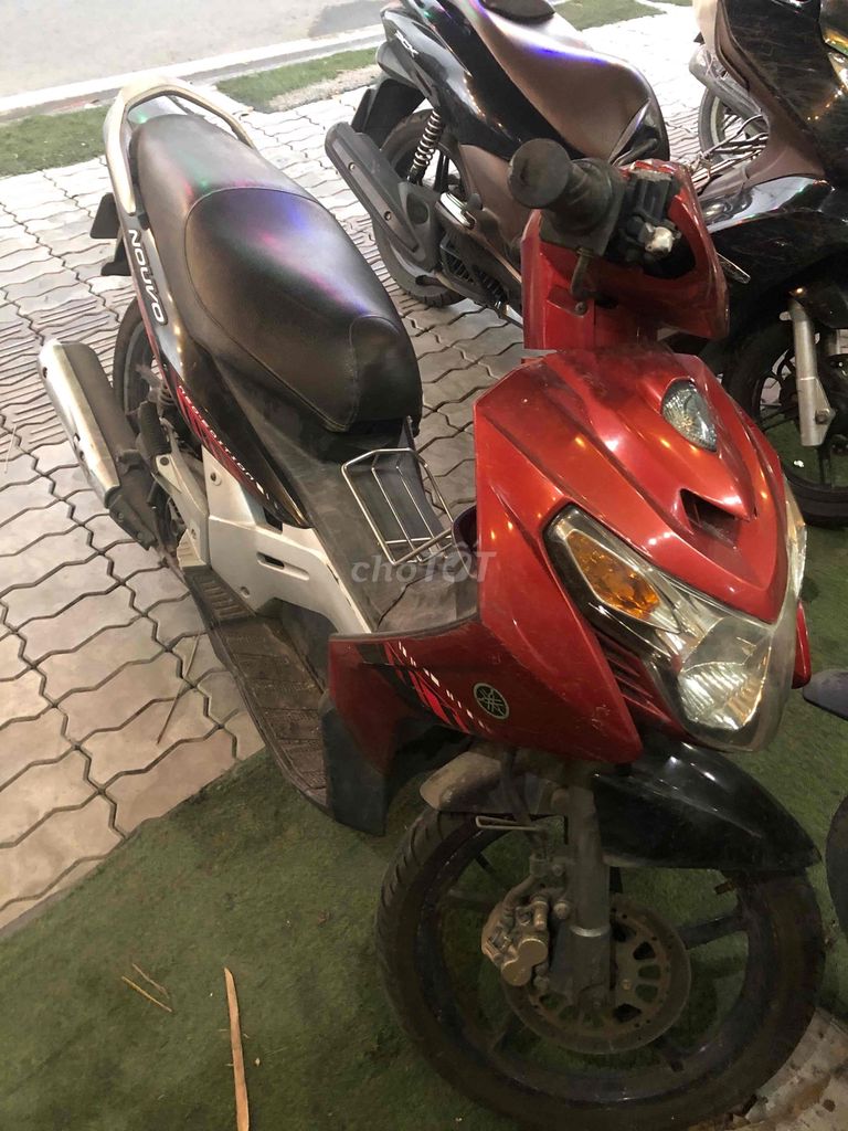 Yamaha Nouvo 2004, красно-черный/серебристый