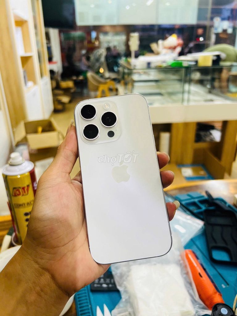 Apple iPhone 16 Pro 128GB Bạc đã thay lưng. Mua bán Điện thoại tại Quận Tân Bình Tp Hồ Chí Minh được đăng bởi Hội Đồ Điện Tử hình 1