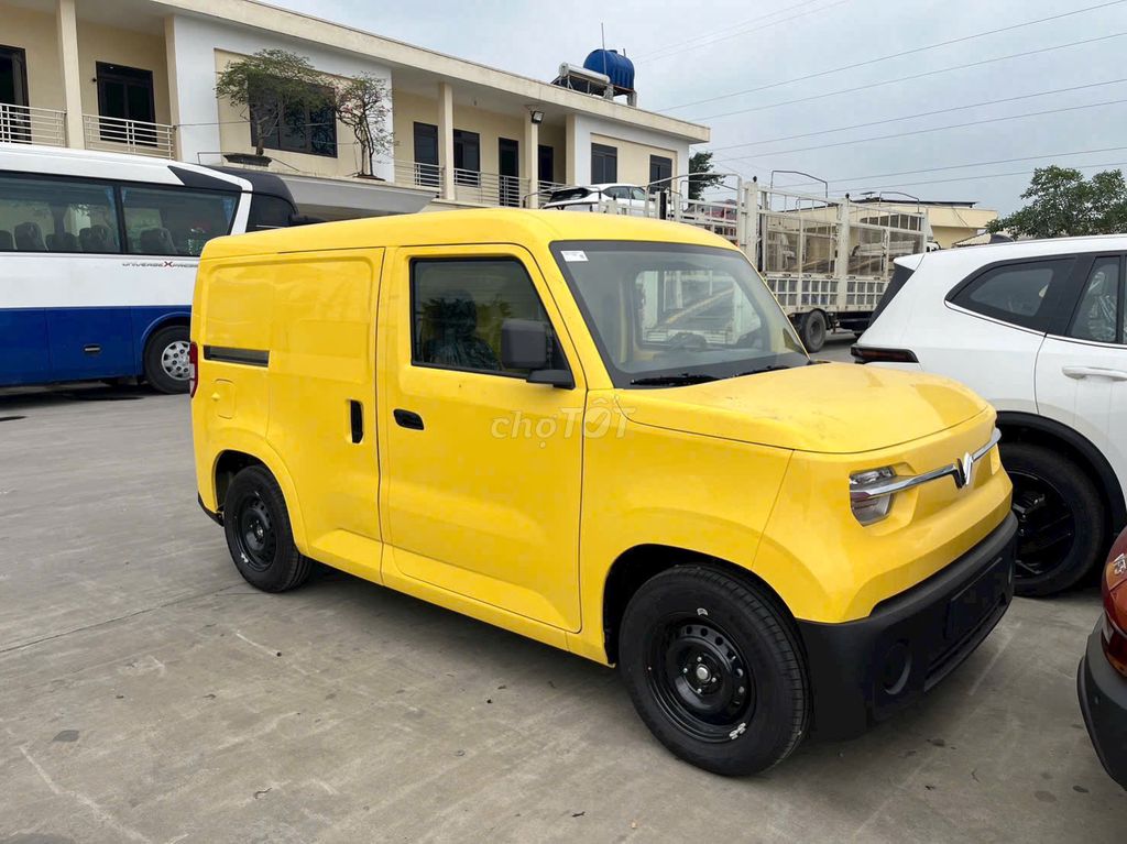 VinFast EC Van — экономичный электрофургон для бизнеса