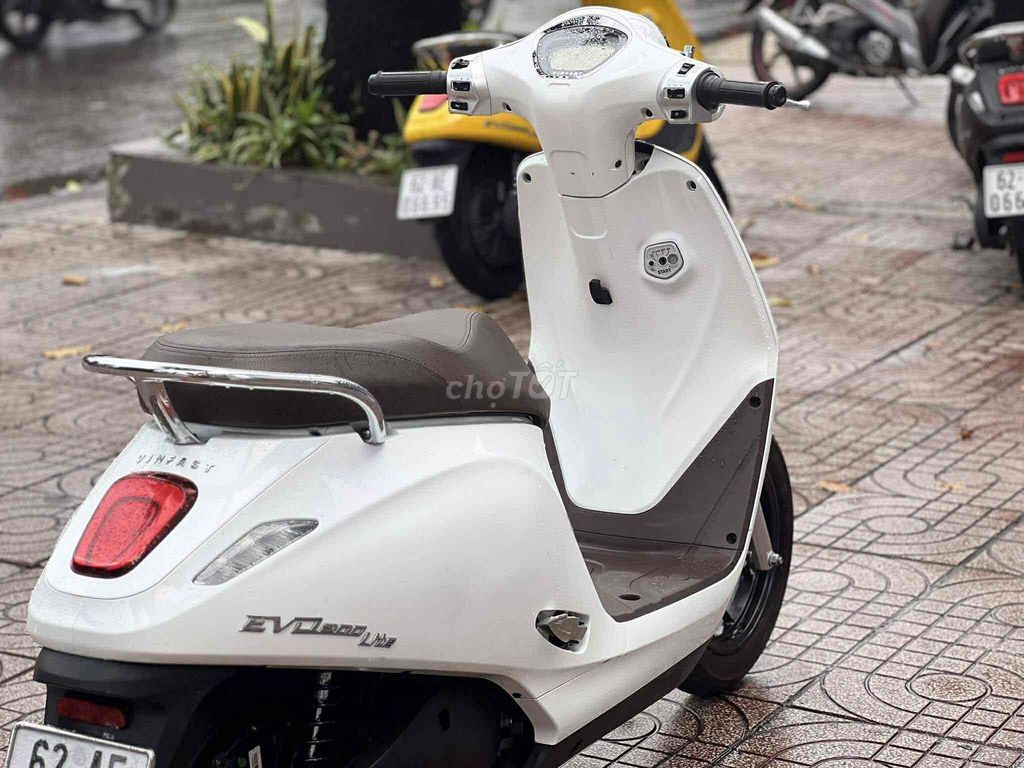 ✅Pink Quận 12✅Evo 200 Lite Xe Máy Điện-Nậu Xớ 5 củ. Mua bán Xe máy tại Quận 12 Tp Hồ Chí Minh được đăng bởi  Xe Điện Pink Quận 12 hình 12
