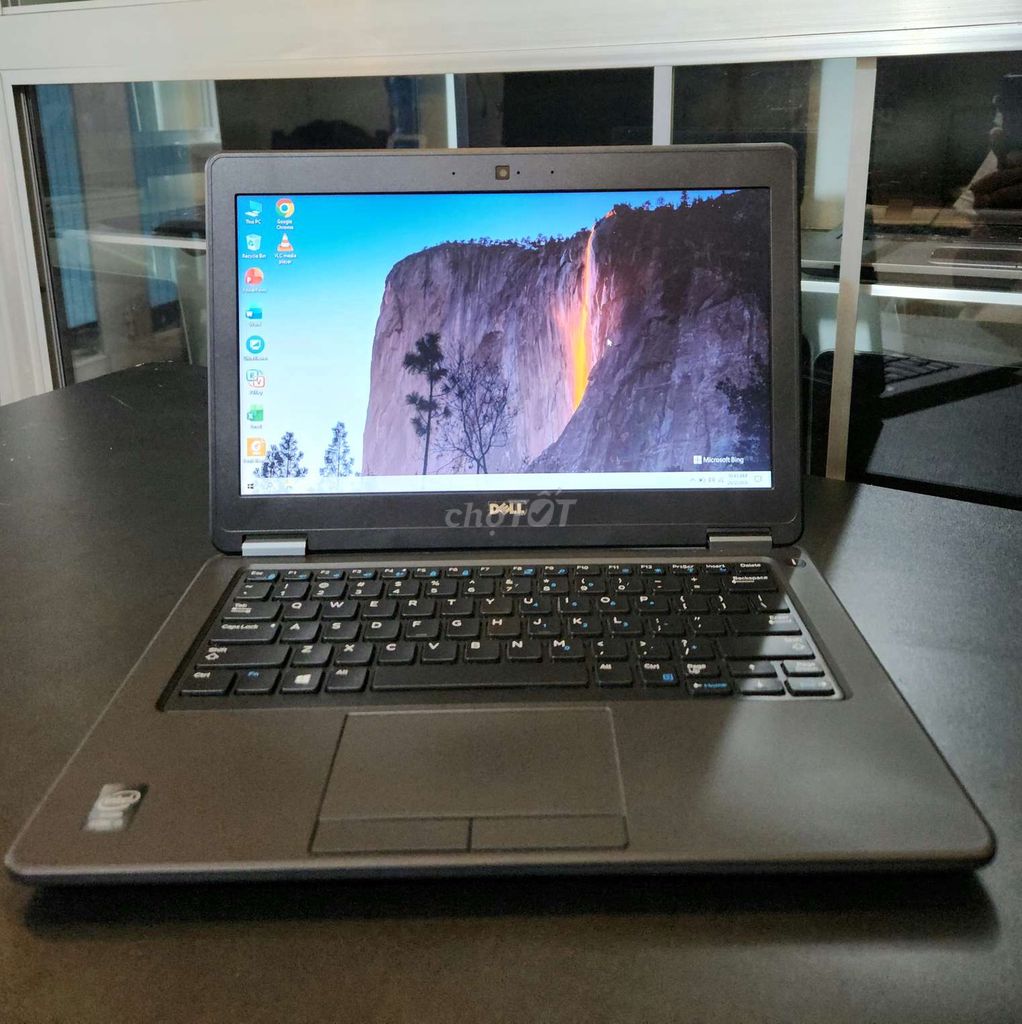 Dell Latitude E7250 i5-5200U 13.5 inch 4GB/128GB. Mua bán Laptop tại Huyện Nhà Bè Tp Hồ Chí Minh được đăng bởi Laptop Minh Tuấn hình 1