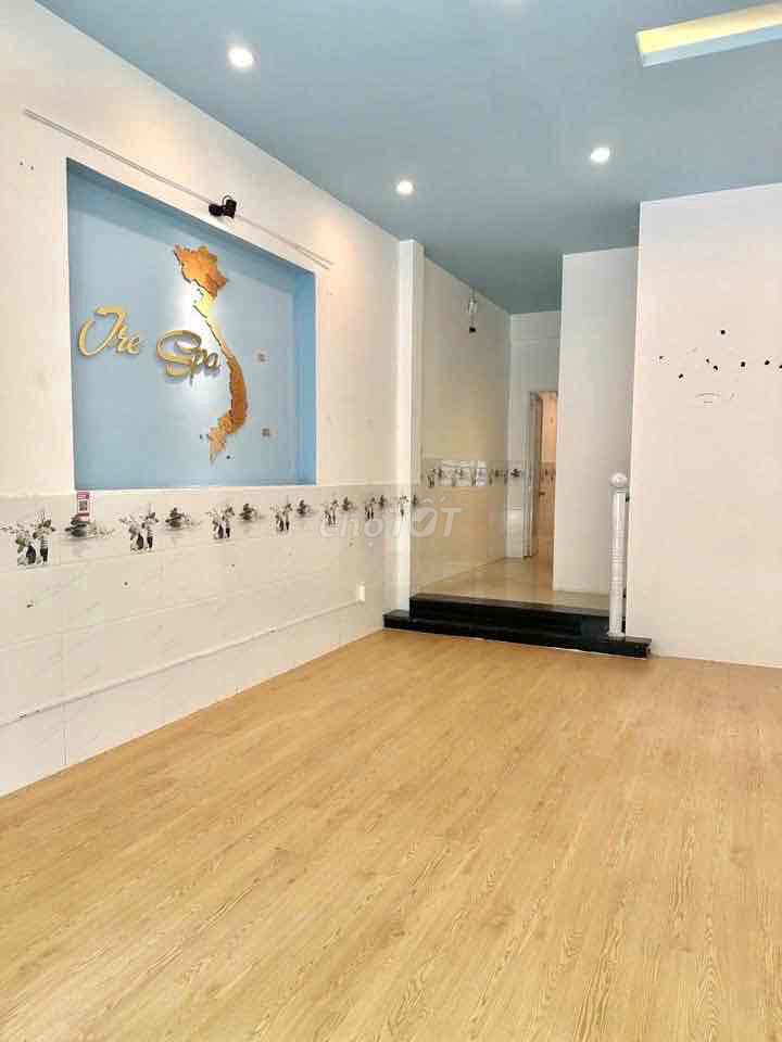 Rent · 2 bd · 80 м² · Quận Ngũ Hành Sơn, ул. An Thượng 10