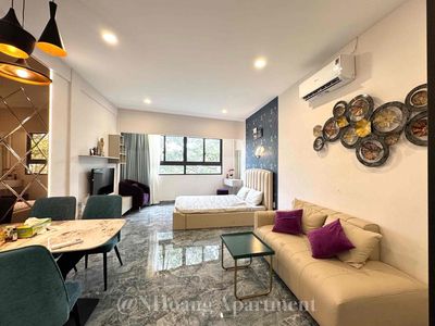 Căn hộ mặt tiền Trần Hưng Đạo Q1 mới 100% cam kết như hình