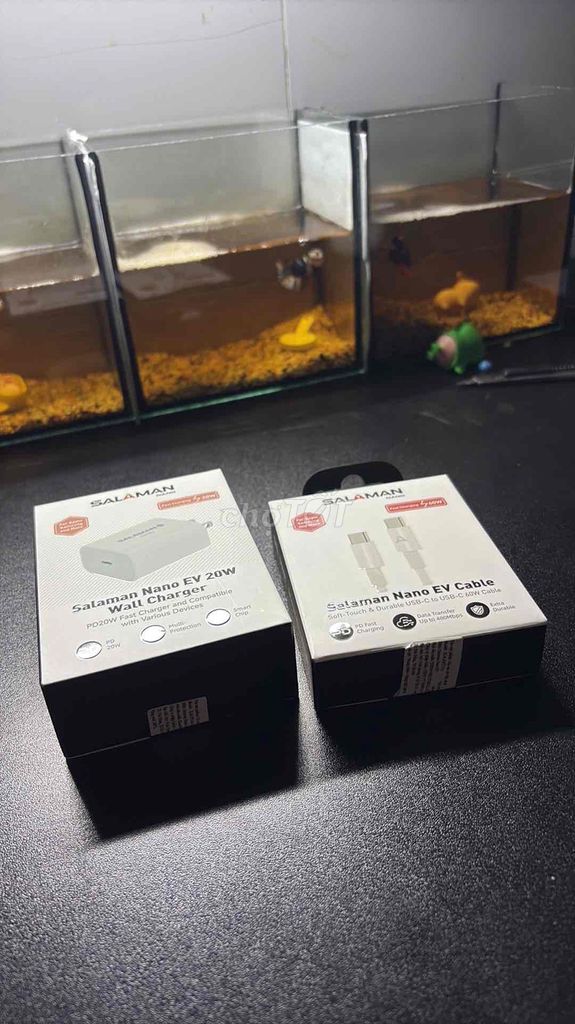 Bộ sạc Salaman Nano EV 20W Mới 99%. Mua bán Phụ kiện (Màn hình, Chuột...) tại Thị xã Bến Cát Bình Dương được đăng bởi Đoàn An hình 1
