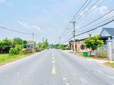 Đất 1350 m² · đường Trung Lập