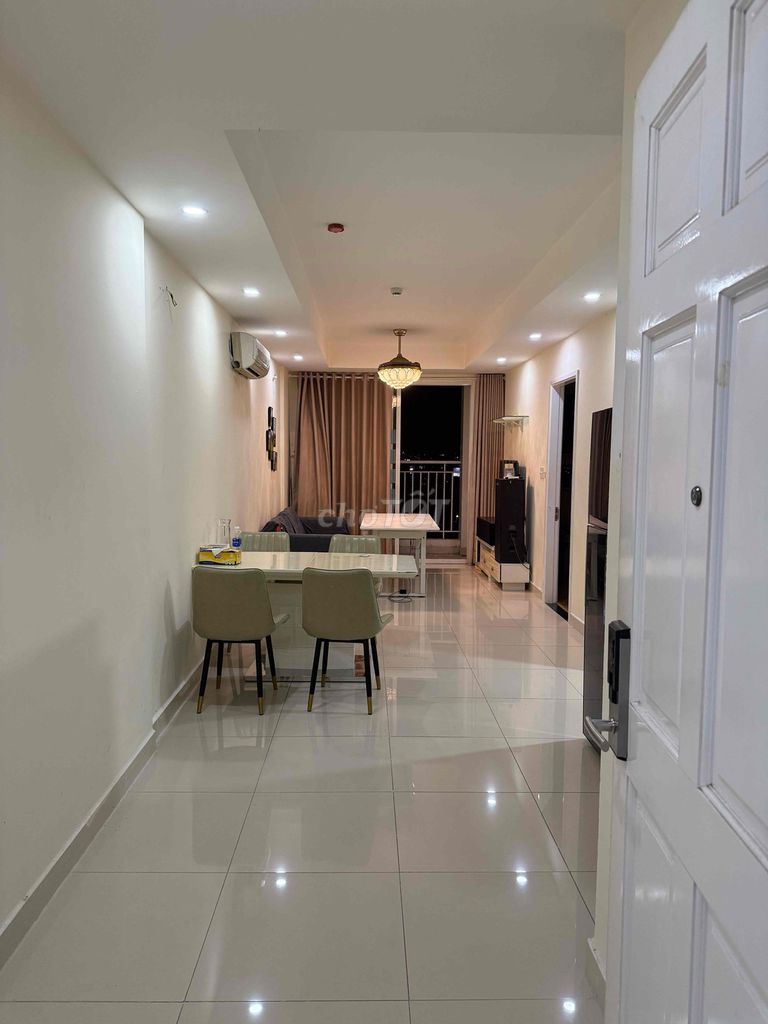 Аренда · 2 комн. · 70 м² · Quận Tân Phú, ул. Âu Cơ