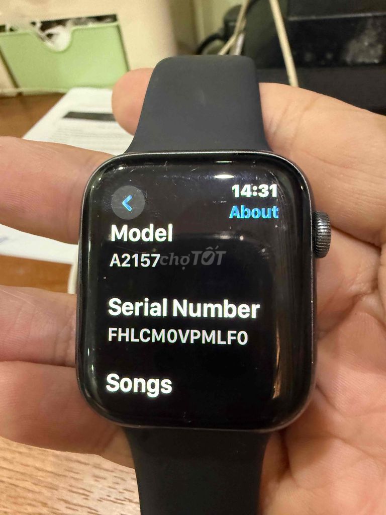 Apple Watch Series 5 Nhôm Đen 44mm. Mua bán Thiết bị đeo thông minh tại Quận Ba Đình Hà Nội được đăng bởi Anh Trung hình 1