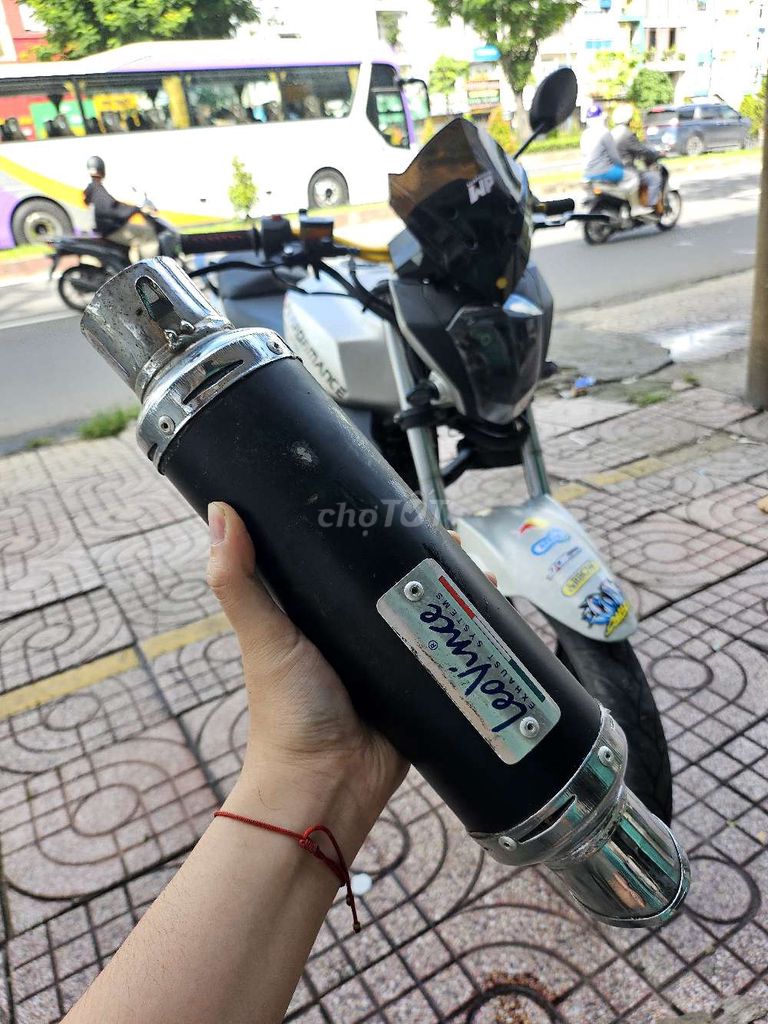 Bán Benelli TNT 150 biển SG. Mua bán Xe máy tại Quận 12 Tp Hồ Chí Minh được đăng bởi Nga Bao hình 4