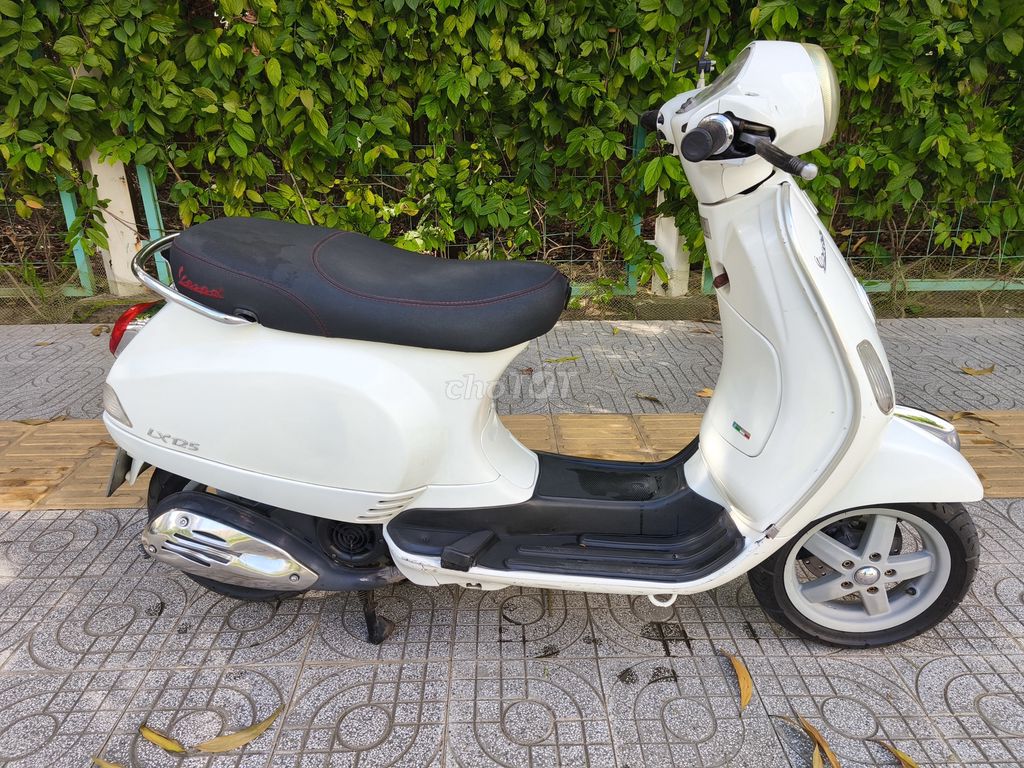 Piaggio Vespa FI 2011 Trắng. Mua bán Xe máy tại Thành phố Thủ Đức Tp Hồ Chí Minh được đăng bởi Phạm Tấn Tiền hình 7