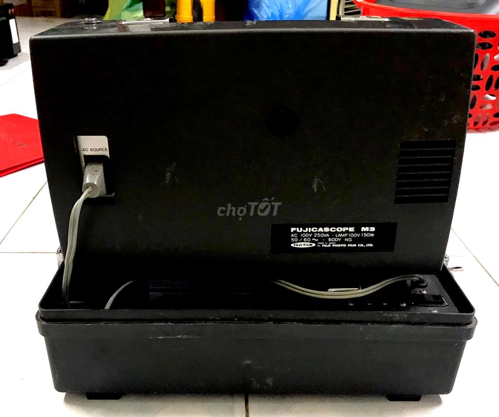 Máy chiếu phim Fujicascope M3 Nhật Bản Đen. Mua bán Đồ sưu tầm, đồ cổ tại Quận Phú Nhuận Tp Hồ Chí Minh được đăng bởi Hòa hình 1