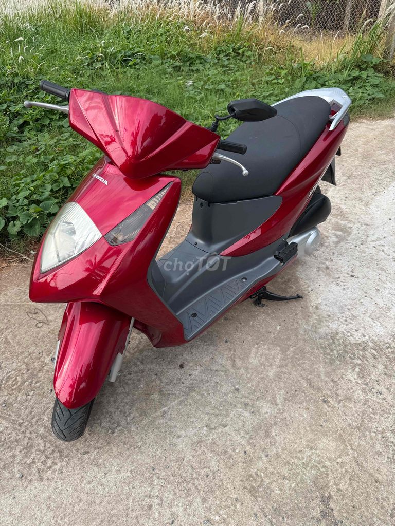 Dylan 150cc nhập Ý nguyên chiếc xe đẹp máy ngon. Mua bán Xe máy tại Thành phố Mỹ Tho Tiền Giang được đăng bởi Cầm Đồ Xe Máy thanh lý xe các loại hình 4