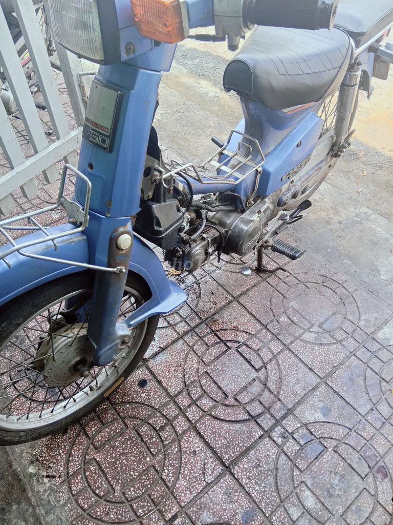 Honda Cub 84 màu Xanh. Mua bán Xe máy tại Thành phố Tân An Long An được đăng bởi Nê hình 4