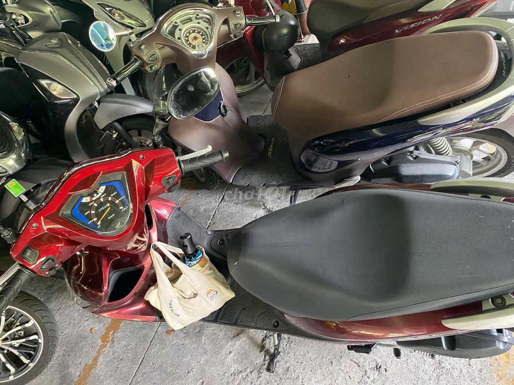Honda Vision 2013 màu Đỏ. Mua bán Xe máy tại Quận 7 Tp Hồ Chí Minh được đăng bởi Anh Xuân hình 5