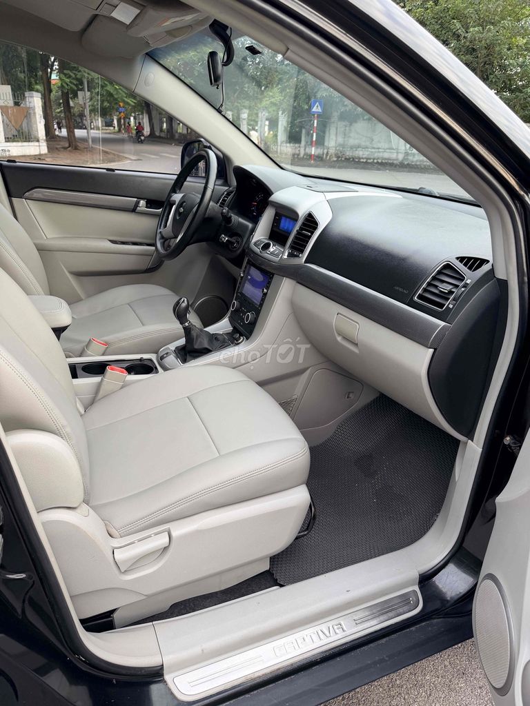 Chevrolet Captiva 2013. Mua bán Ô tô tại Quận Long Biên Hà Nội được đăng bởi Đào Việt Phương hình 8