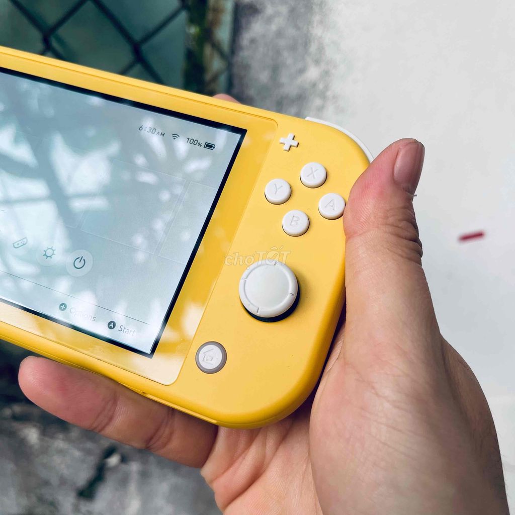 Nintendo Switch Lite Yellow Nohack (Date 2023)