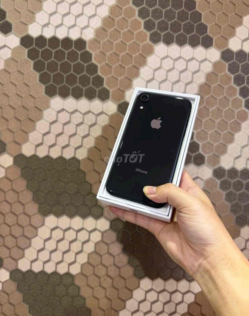 iphone XR 64gb đen qtế mỹ pin new 100 zin áp suất. Mua bán Điện thoại tại Quận 3 Tp Hồ Chí Minh được đăng bởi Nam Á Mobile hình 1
