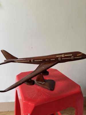 mô hình trưng bày máy bay hàng công ty