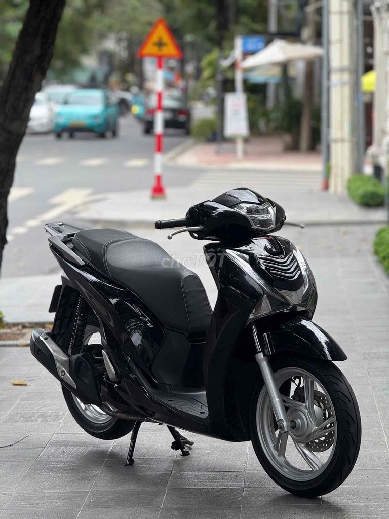 SH 150i ABS 2017 BSTP 1 CHỦ. Mua bán Xe máy tại Thành phố Thủ Đức Tp Hồ Chí Minh được đăng bởi Vũ Vũ hình 11