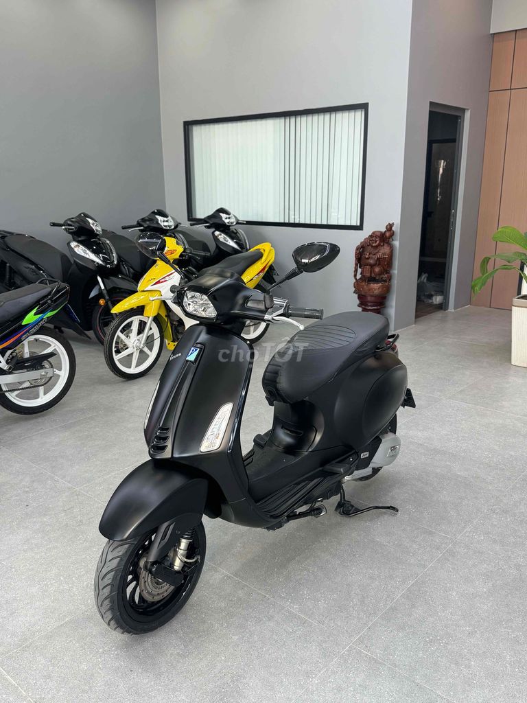VespaSprint 125Abs bản Notte chuẩn lướt 9k km. Mua bán Xe máy tại Quận Cái Răng Cần Thơ được đăng bởi Cửa Hàng Xe Máy Quang Sang hình 3