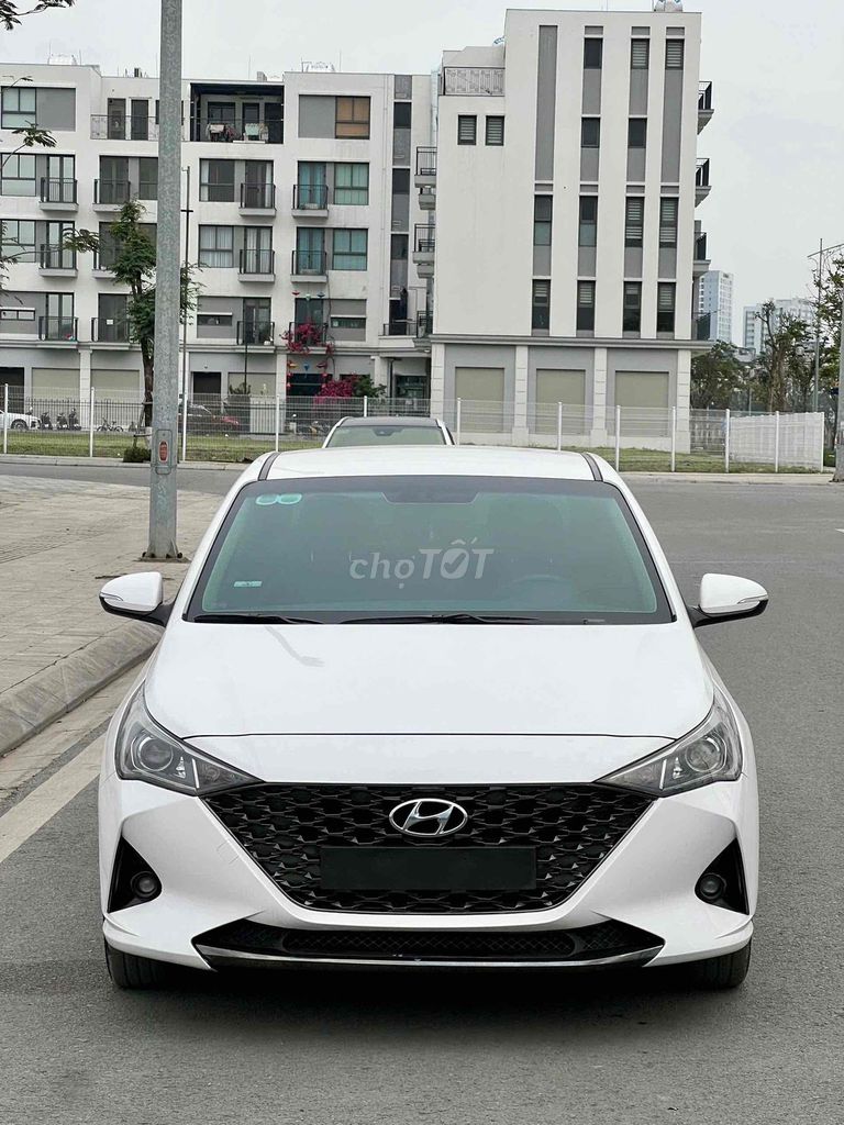 Hyundai Accent 2022 1.4 AT - 50000 km