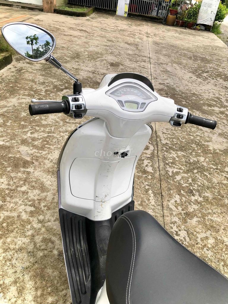 Vespa Sprint ABS 125 trắng, tay ga. Chính chủ. Mua bán Xe máy tại Huyện Củ Chi Tp Hồ Chí Minh được đăng bởi TẠP HOÁ CN NHẬT MỸ ĐỨC hình 4