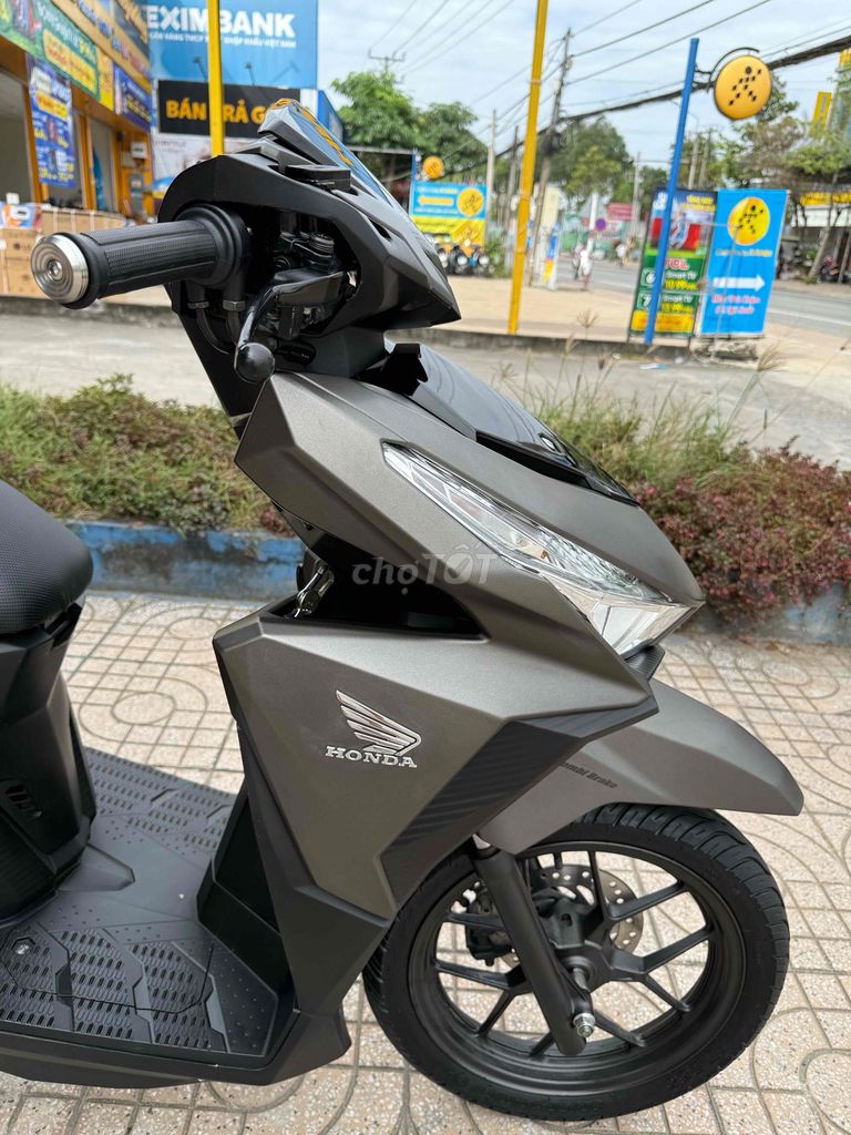 Honda Vario 150 2016 Vàng cát 16384 km. Mua bán Xe máy tại Quận Ô Môn Cần Thơ được đăng bởi Trần Tùng hình 13