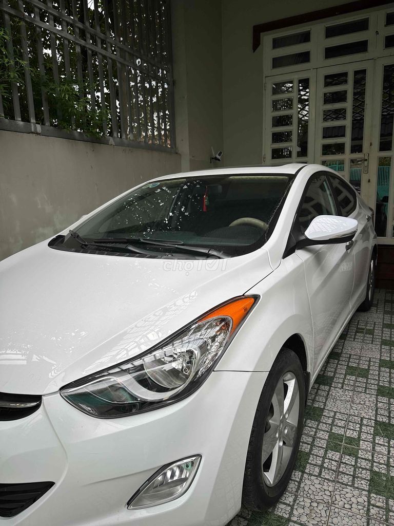 Hyundai Elantra 2013 1.8 AT - 150000 km