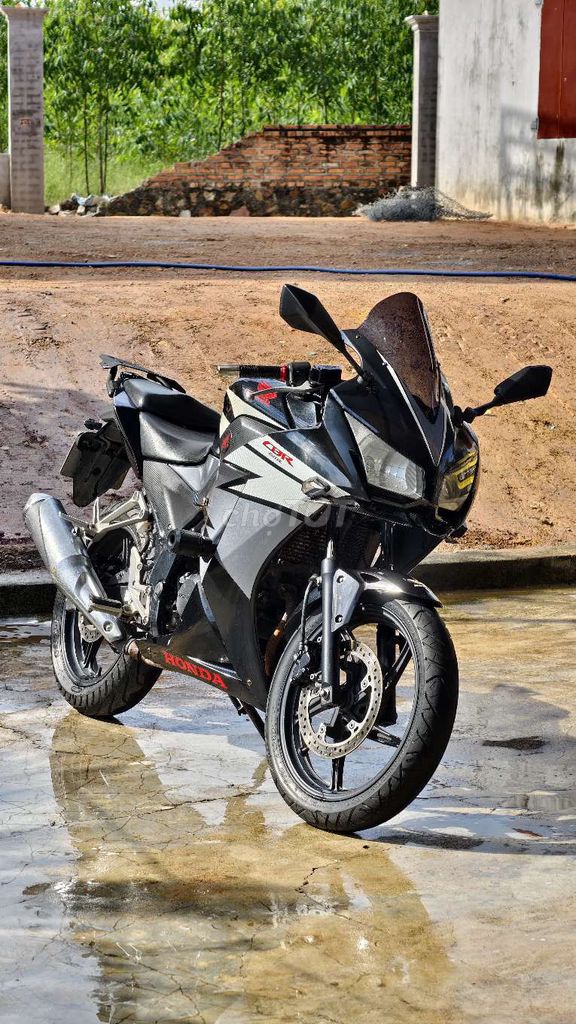 Honda CBR Đen 5 vạn. Mua bán Xe máy tại Huyện Lục Nam Bắc Giang được đăng bởi Trí Tài hình 1