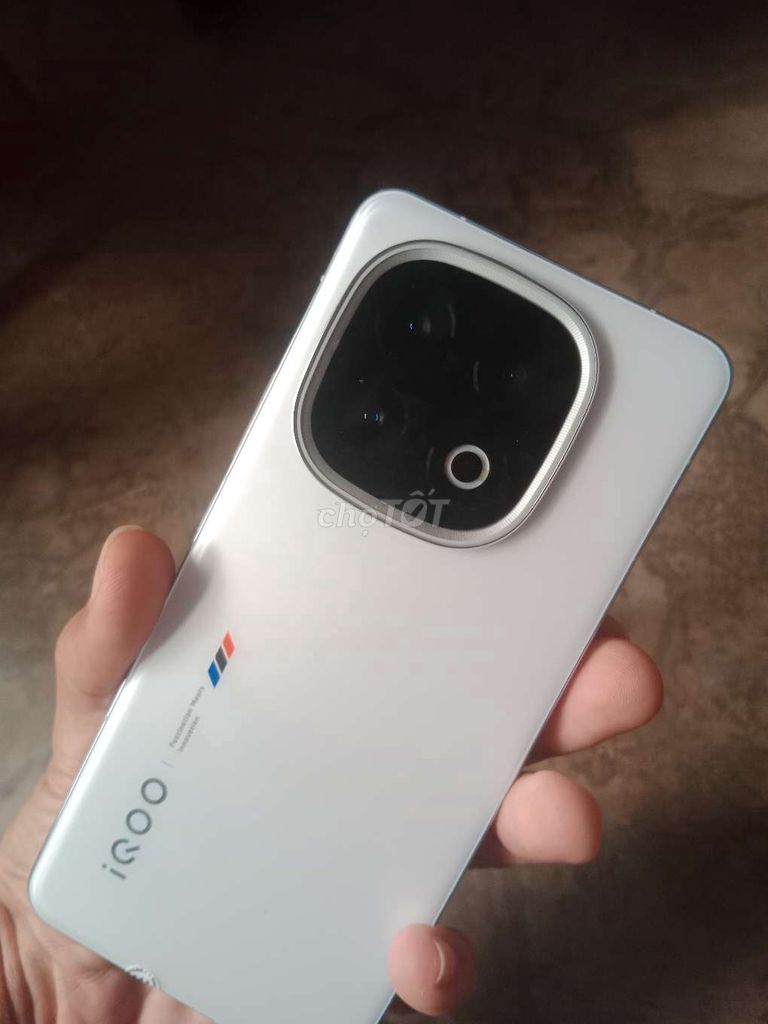 iQOO 13 256GB Trắng. Mua bán Điện thoại tại Huyện Diên Khánh Khánh Hòa được đăng bởi Trần Nhật Tiến hình 1