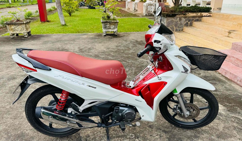 Do nhà nhiều xe nên muốn để lại ai có nhu cầu!. Mua bán Xe máy tại Thành phố Bến Tre Bến Tre được đăng bởi nguyễn thanh hình 2